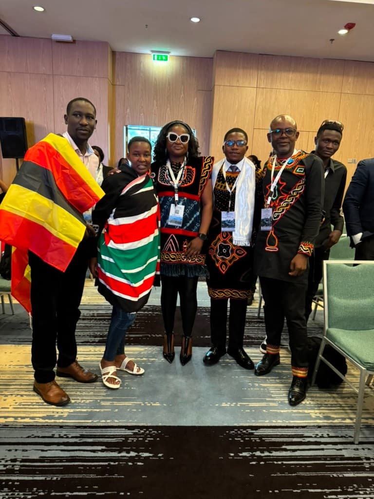 CASP members networking with physiotherapy colleagues from across Africa at a regional conference